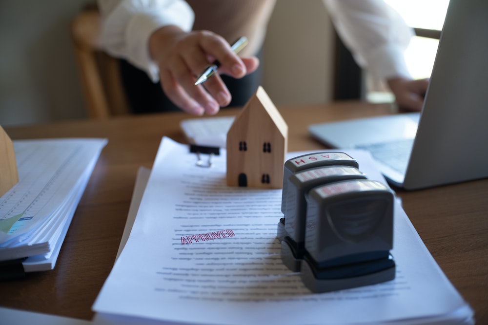 Comment réduire les frais de commission d'agence immobilière lors de l'achat d'une maison ?